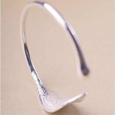THAI SILVER Single Leaf 'HAPPINESS' Bracelet